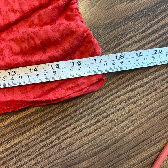 ❤️🫶🏼South Pole V-Neck Top🫶🏼❤️ - Picture 6 of 13